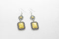 Tulip yellow earrings