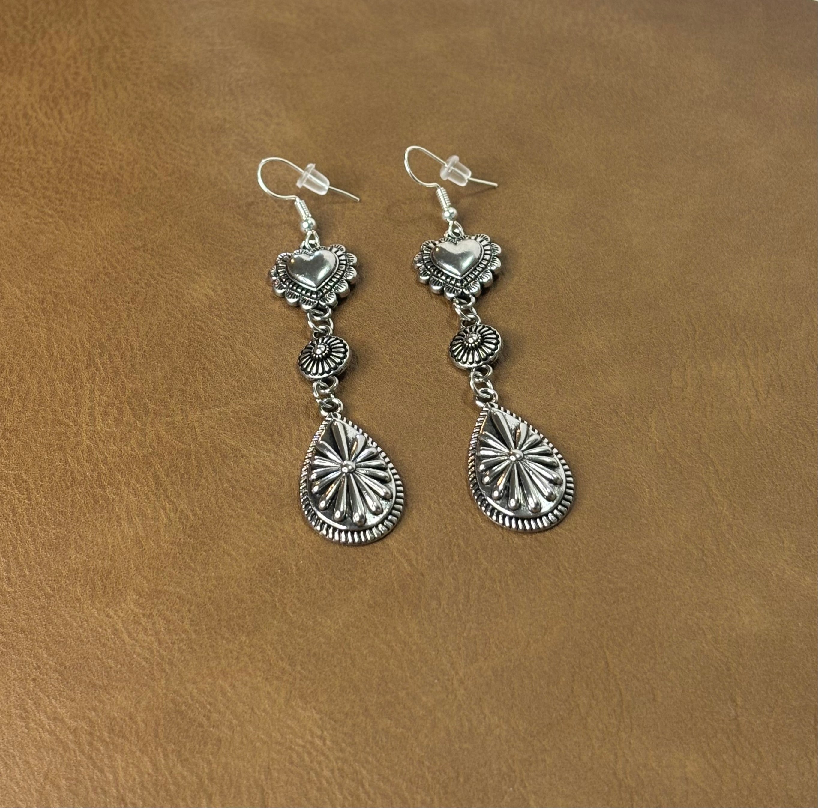 Heart silver earrings
