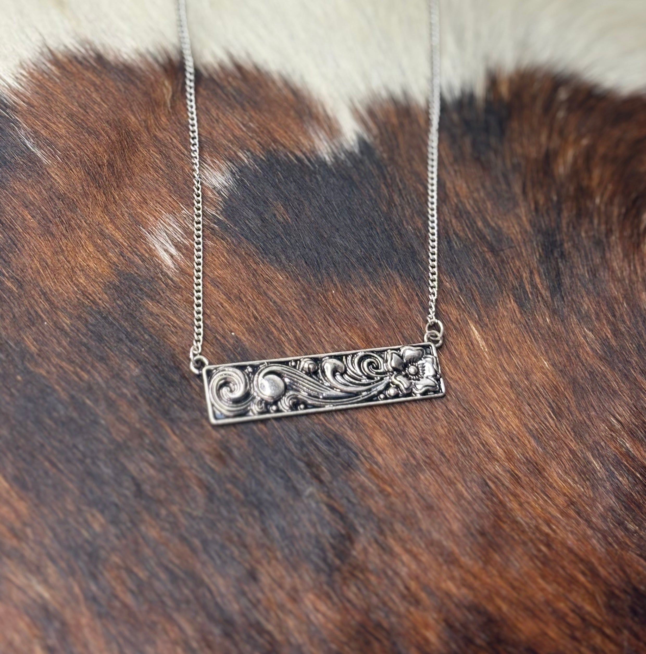 Silver tooled necklace