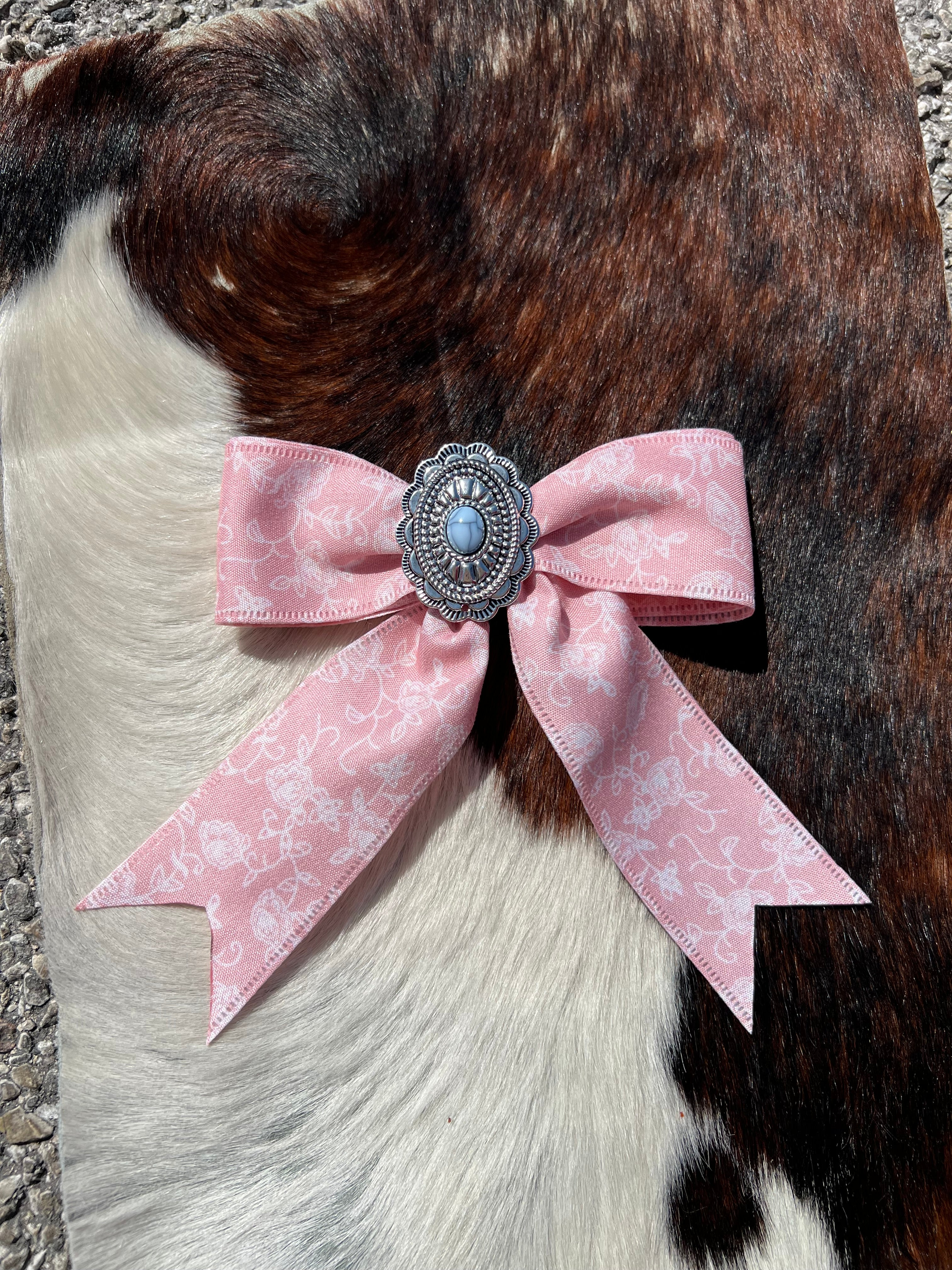 Pink rose medium bow
